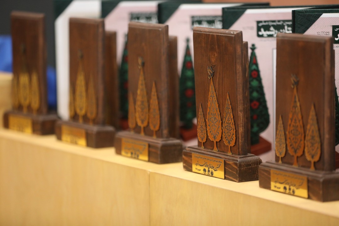 اسامی برگزیدگان بخشهای مختلف جشنواره «درختان رشید» معرفی شدند اسامی برگزیدگان بخشهای مختلف جشنواره «درختان رشید» معرفی شدند