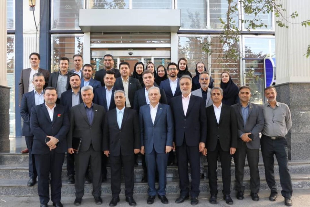 بهره برداری از 8 طرح ایجادی توسط این بانك و ایجاد 1000 فرصت شغلی در این استان بهره برداری از 8 طرح ایجادی توسط این بانك و ایجاد 1000 فرصت شغلی در این استان