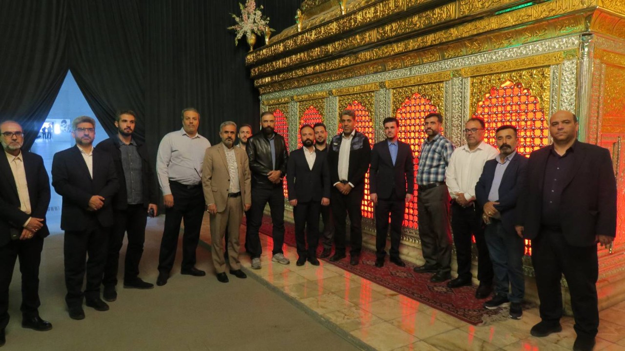 بازدید جمعی از مدیران، کارکنان و بسیجیان پست بانک ایران از باغ موزه دفاع مقدس بازدید جمعی از مدیران، کارکنان و بسیجیان پست بانک ایران از باغ موزه دفاع مقدس