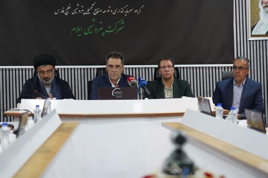 توزیع هزار بسته معیشتی و نوشتافزار در چوار با مشارکت پتروشیمی ایلام توزیع هزار بسته معیشتی و نوشتافزار در چوار با مشارکت پتروشیمی ایلام