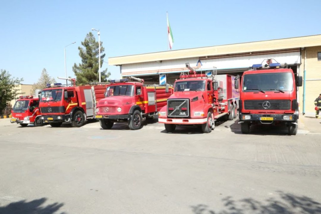 رژه باشکوه خودروهای آتشنشانی پتروشیمی خراسان در روز ملی ایمنی و آتشنشانی رژه باشکوه خودروهای آتشنشانی پتروشیمی خراسان در روز ملی ایمنی و آتشنشانی