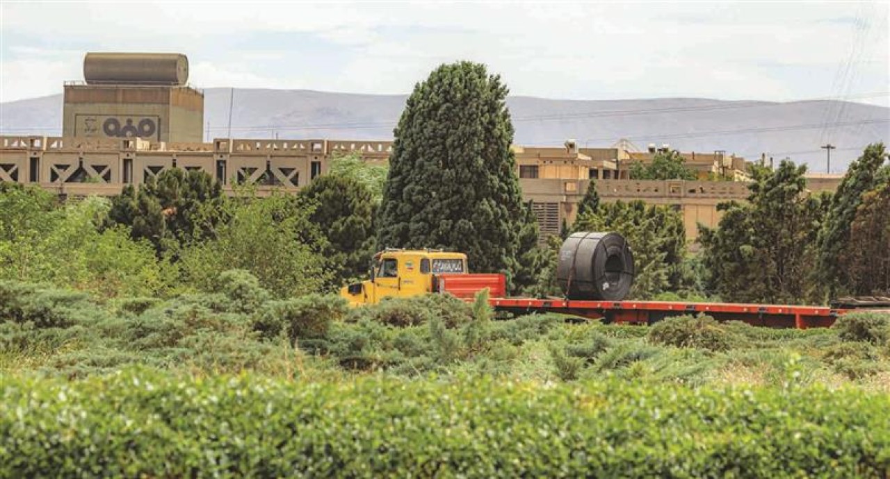 اجرای برنامه جامع پنجساله فولاد مباركه برای ارتقای جایگاه جهانی و نهادینهسازی فرهنگ توجه به مسائل زیستمحیطی اجرای برنامه جامع پنجساله فولاد مباركه برای ارتقای جایگاه جهانی و نهادینهسازی فرهنگ توجه به مسائل زیستمحیطی