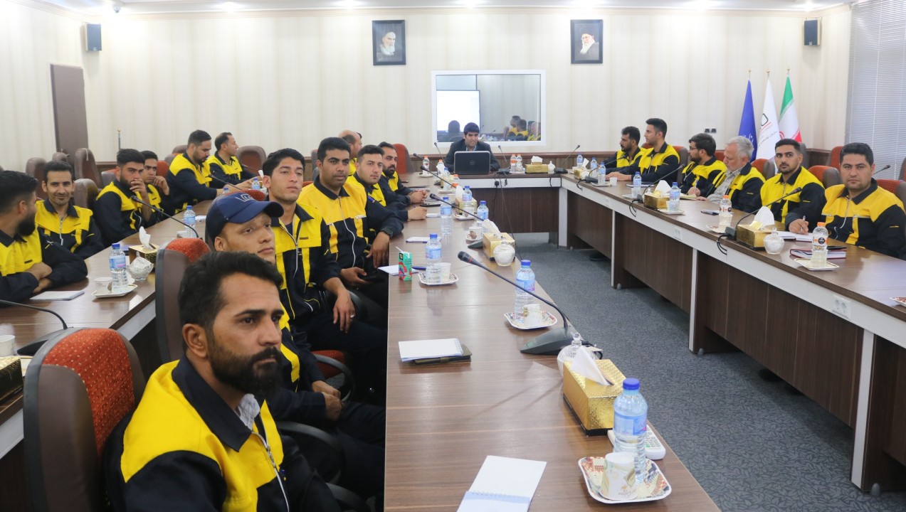 سی و چهارمین دوره آموزش تربیت کارور آتشکار معدن در مرکز تحقیقات یزد برگزار شد سی و چهارمین دوره آموزش تربیت کارور آتشکار معدن در مرکز تحقیقات یزد برگزار شد