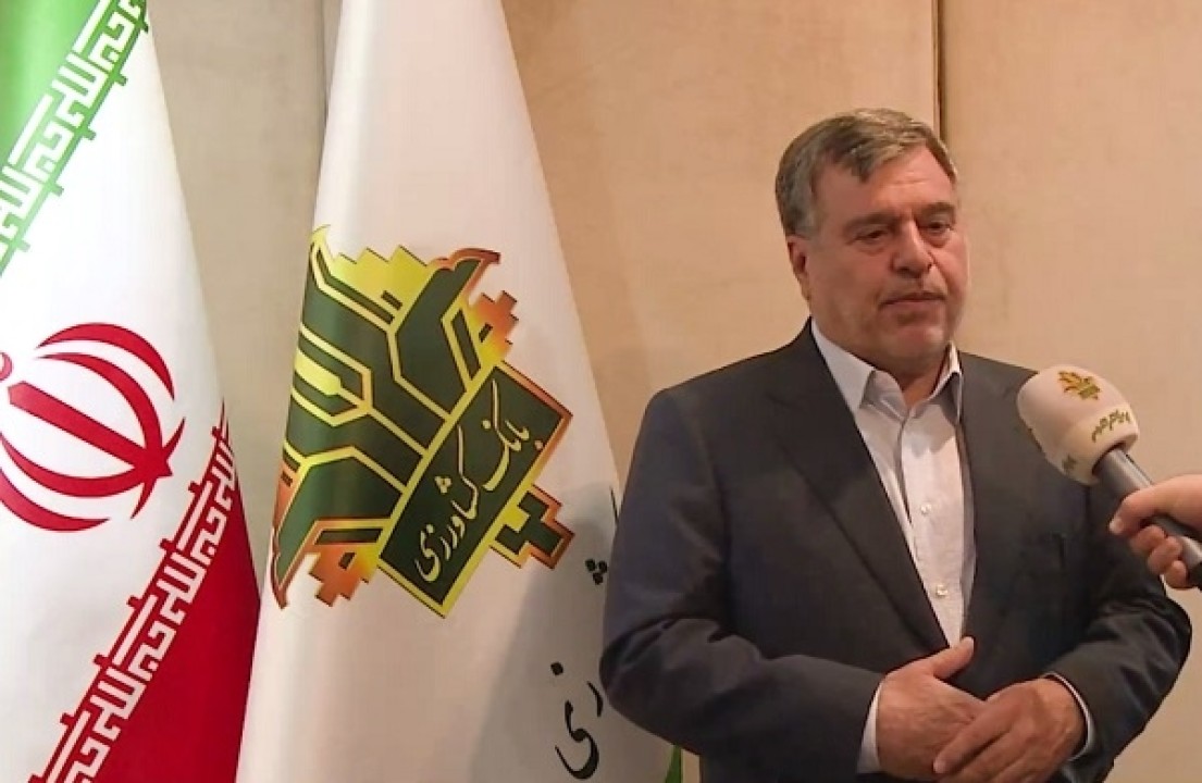 افزایش سرمایه بانک کشاورزی را به طور جدی پیگیری میکنیم افزایش سرمایه بانک کشاورزی را به طور جدی پیگیری میکنیم