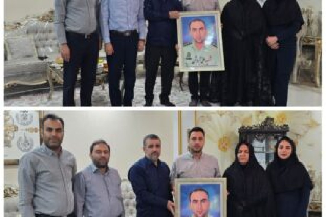 دیدار جمعی از مدیران و پرسنل فولاد اکسین خوزستان با خانواده شهید نیروی انتظامی به مناسبت هفته نیروی انتظامی دیدار جمعی از مدیران و پرسنل فولاد اکسین خوزستان با خانواده شهید نیروی انتظامی به مناسبت هفته نیروی انتظامی