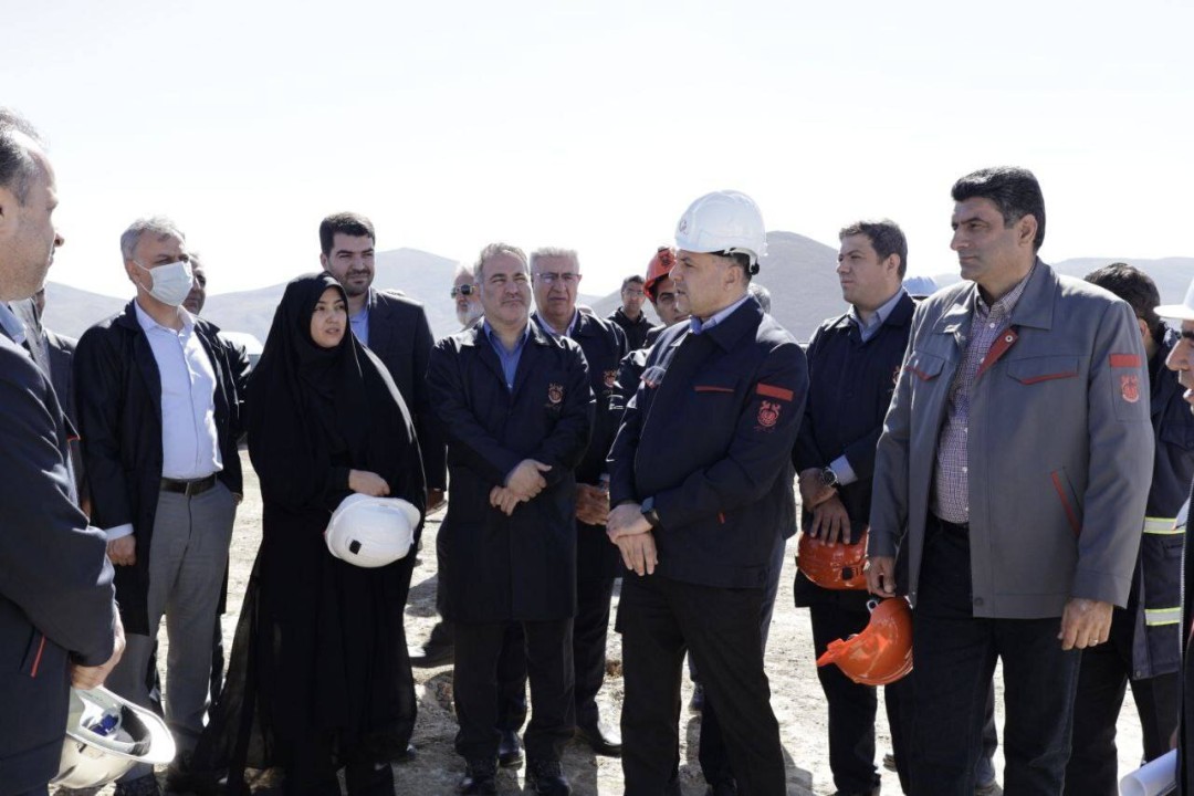 بازدید اعضای کمیسیون صنایع و معادن مجلس از مجتمع مس سونگون بازدید اعضای کمیسیون صنایع و معادن مجلس از مجتمع مس سونگون